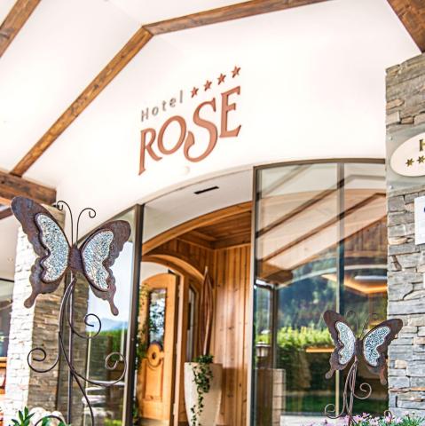 Entrata - Hotel Rose