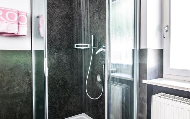 Shower - Suite Superior